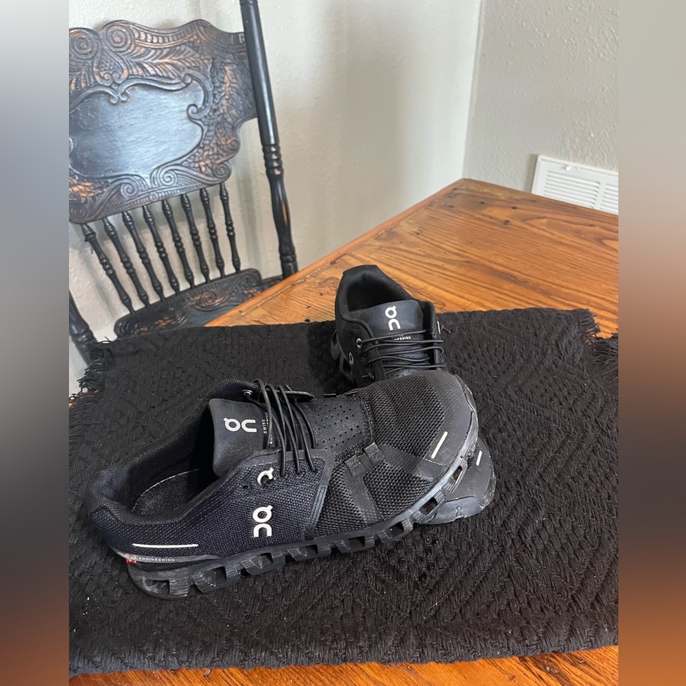 🖤Like New Womens OnCloud Cloud 5 Running Athletic Tennis Shoes Size 8